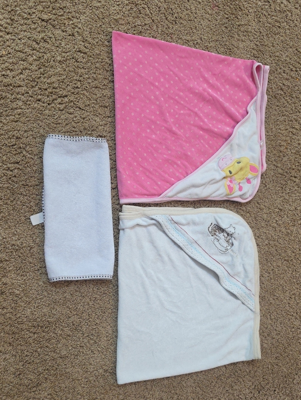 Kids Hooded Towel - Pink and White - Unbranded